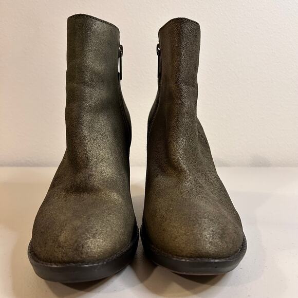 Kenneth Cole Women's High Idol Metallic Leather Green Zip Up Ankle Boots - Picture 4 of 15